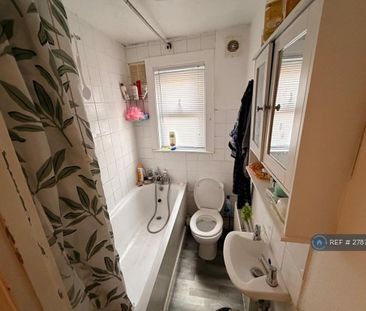 2 bedroom maisonette to rent - Photo 3