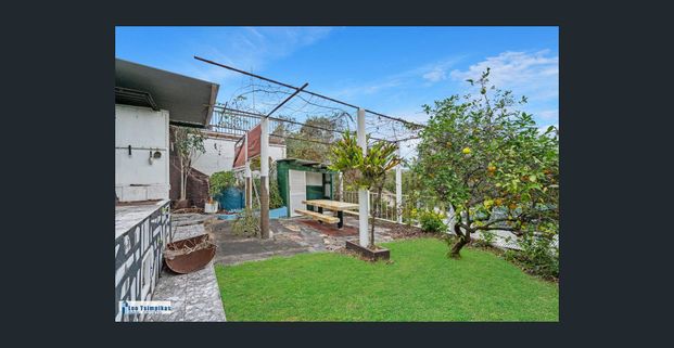 A Home to Entertain & Enjoy - Photo 1