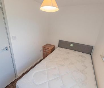 5 bedroom house to rent - Photo 1