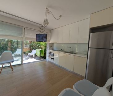 Studio/Γκαρσονιέρα για ενοικίαση Κέντρο Σαρωνίδας - παραλία (Σαρωνίδα) - Photo 4