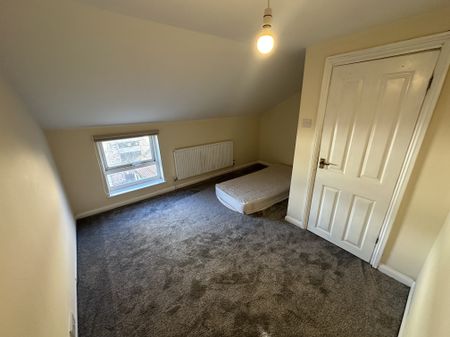 Trafalgar Square, Great Yarmouth - Photo 5