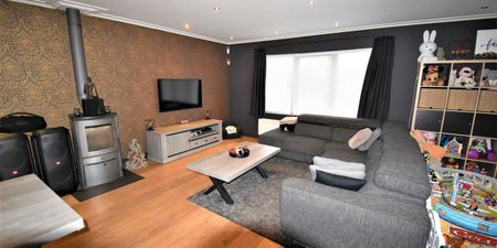 Woning te huur in Sint-Joris voor € 1.200 met 4 slaapkamers - Photo 3