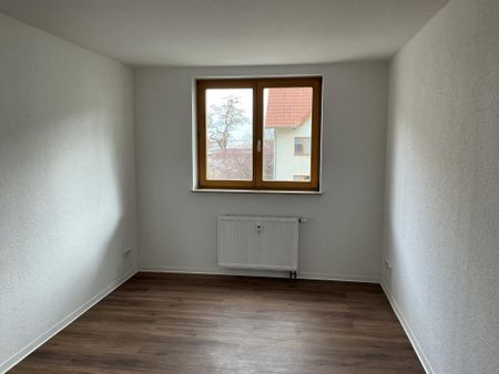 renovierte 3-Zimmer-Wohnung in Magdeburg / Buckau *frei ab sofort* - Photo 3
