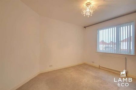 Coppins Road, Clacton-on-sea, CO15 - Photo 4