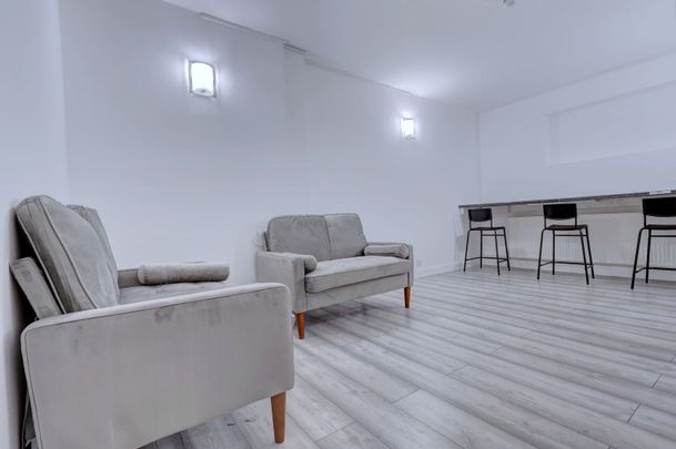 1 bedroom semi detached house to rent - Photo 1