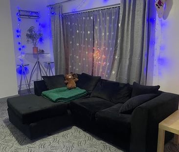 Room in a Shared Flat, London Road Norbury, SW16 - Photo 2