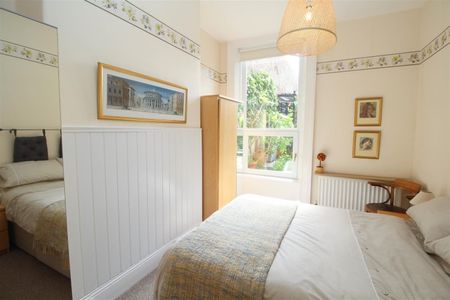 1 Bedroom Flat - Ground Floor - Photo 4