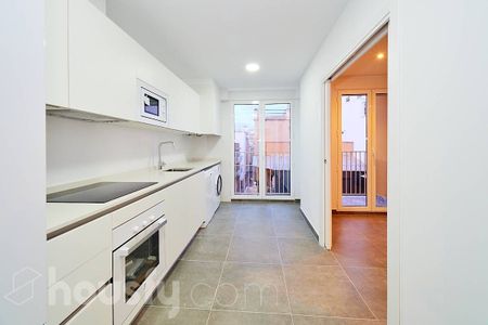 Piso de alquiler en Carrer Mare de Déu del Remei, ., Centro - Photo 3