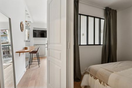 Location Appartement 2 pièces Meublé 33m² PARIS 16 75116 - Photo 2