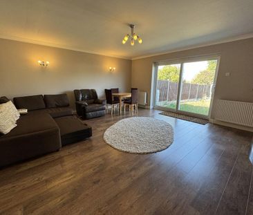 3 bedroom bungalow to rent - Photo 1