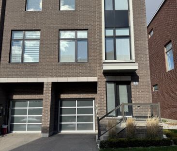 For Lease - 44 Juneau Street, Vaughan, Ontario - Photo 2