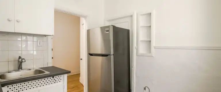 4870 Queen Mary Road | 4890 Queen Mary Road, Montreal - Photo 1