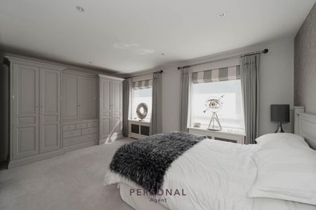 5 bedroom detached house to rent - Photo 3