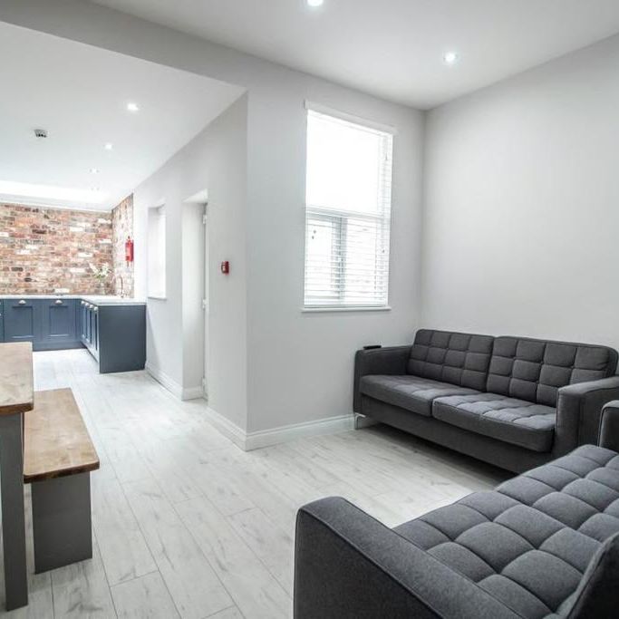 7 bedroom terraced house to rent - Photo 1