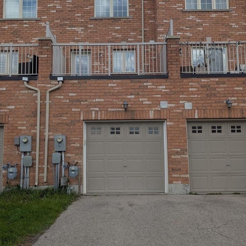 For Lease - 9960 McCowan Road, Markham, Ontario - Photo 1