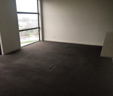 112/4 Yarra Bing Cr, Burwood VIC 3125 - Apartment For Rent | Domain - Photo 2