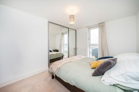 Roseberry Place, Dalston Square, E8 - Photo 3