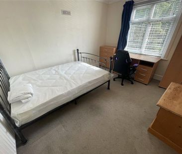 4 bedroom detached house to rent - Photo 5