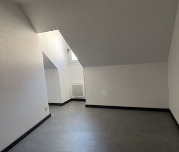 T4 duplex à louer - Au centre de Baume-les-Dames - Photo 3