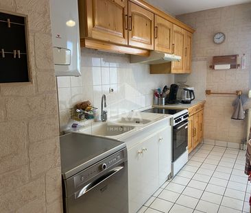 Location Appartement 4 pièces 92m² - Photo 4