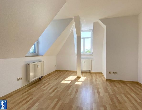 Single Dachgeschoss Wohnung - Photo 1