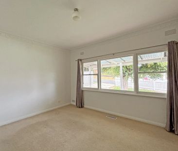 Charming Inner Town Home - Photo 2