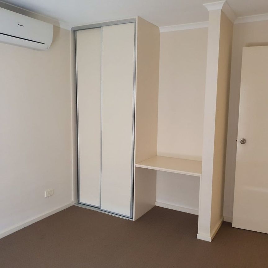 Three Bedroom, Three Bathroom, Sough After Area - Photo 1