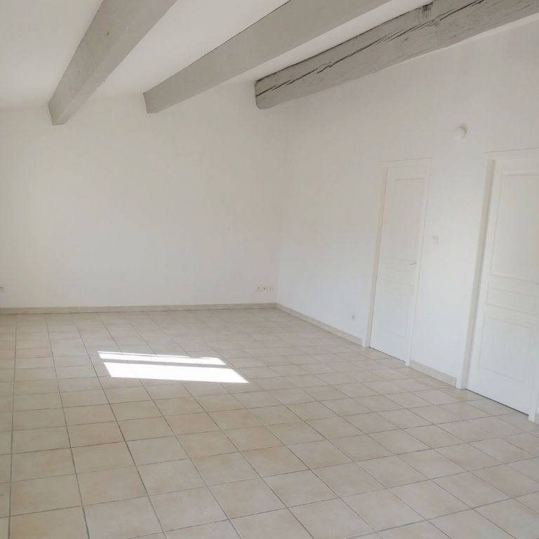 Location appartement 3 pièces, 64.98m², Saint-Côme-et-Maruéjols - Photo 1