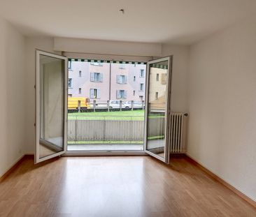 Appartement rafraîchi de 2 pièces au rez-de-chaussée - Foto 1