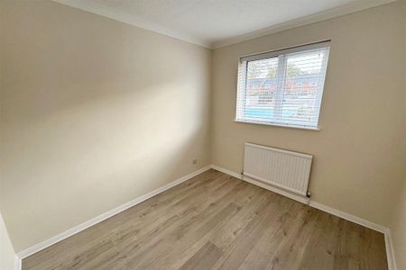 3 bedroom terraced house to rent - Photo 5