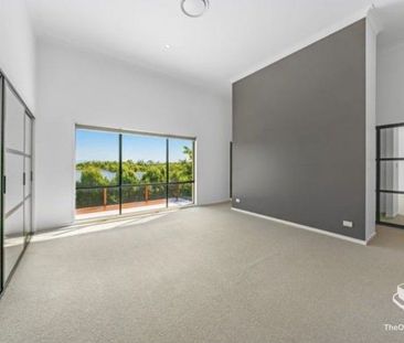 Hidden Gem in Coomera waters - Photo 2