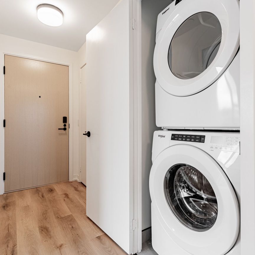For Lease - 5 York Garden Way Unit# 608, Toronto, Ontario - Photo 1