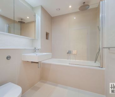 Pump House Crescent - Photo 3