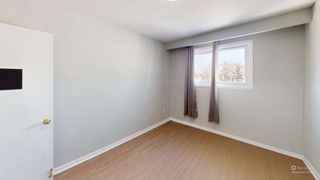 For Lease - 42 Iangrove Terrace, Toronto, Ontario - Photo 2