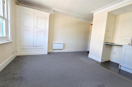 Studio to rent - Photo 3