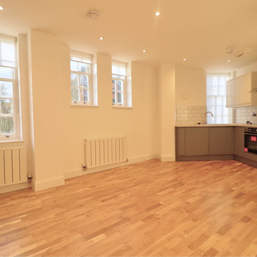 1 bedroom flat to rent - Photo 1