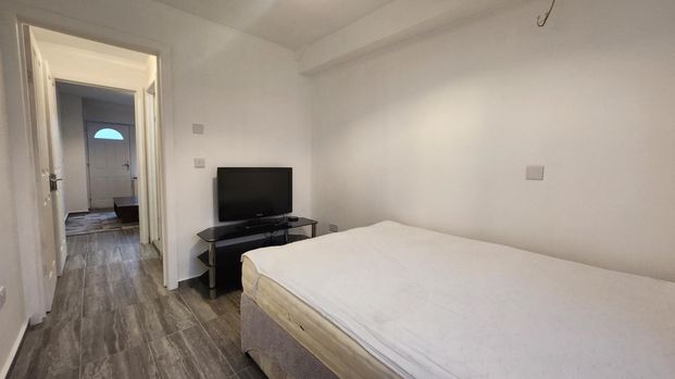 1 bedroom studio to rent - Photo 1