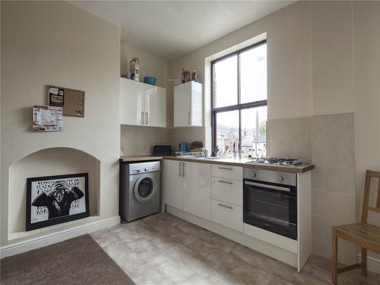 17 Brook Street, Huddersfield, HD5 - Photo 1