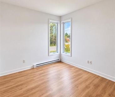 5 1/2 À LOUER-SAINT-CHARLES-BORROMÉE-APPARTEMENT À LOUER - Photo 2