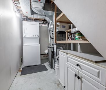 For Lease - 2329 Greenbank Trail Unit# Main, Burlington, Ontario - Photo 6