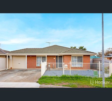 10 Bristol Crescent, Davoren Park, SA 5113 - Photo 4