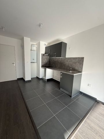 Location Appartement 2 pièces 44m² - Photo 2