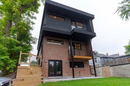 For Lease - 63 Lonborough Avenue, Toronto, Ontario - Photo 4