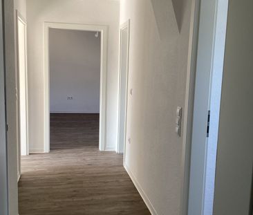 Vogelnest in schöner Lage: perfekt geschnittene 2-Zi.-DG mit großer... - Photo 4