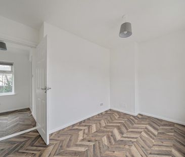 3 bedroom end of terrace house to rent - Photo 5