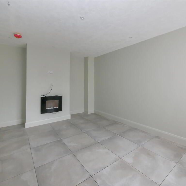 126a Belvoir Drive, Belvoir Park, Belfast, BT8 7DT - Photo 1