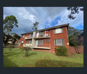 BUS STOP AT DOOR STEP - Photo 6