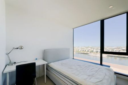 3 Bedroom*703 - Photo 3