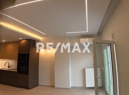 Ανακαινισμένη γκαρσονιέρα 40 τ.μ. δίπλα στο Μετρό & στον Ν.Σ.Σταθμό - Photo 4