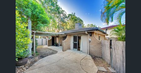 Walking distance to shops, parks and public transport - Photo 4